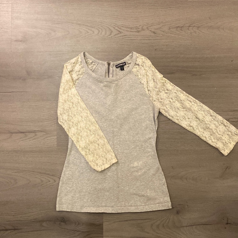 Express - 3/4 lace sleeve shirt